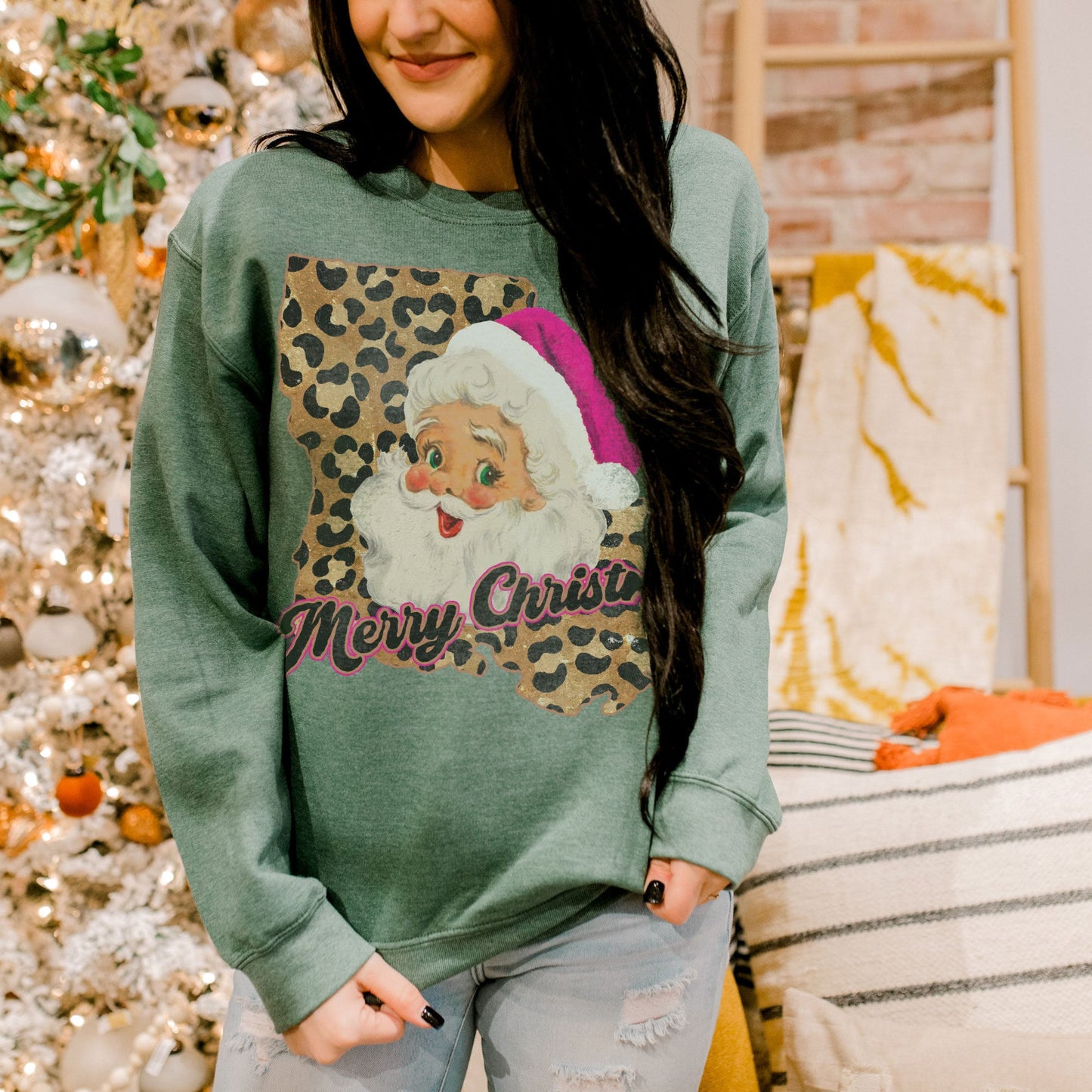 Merry Christmas Louisiana i Retro Sant Sublimation Design PNG Digital Download Printable Pink Santa Claus Hat Leopard Cheetah Vintage Holly