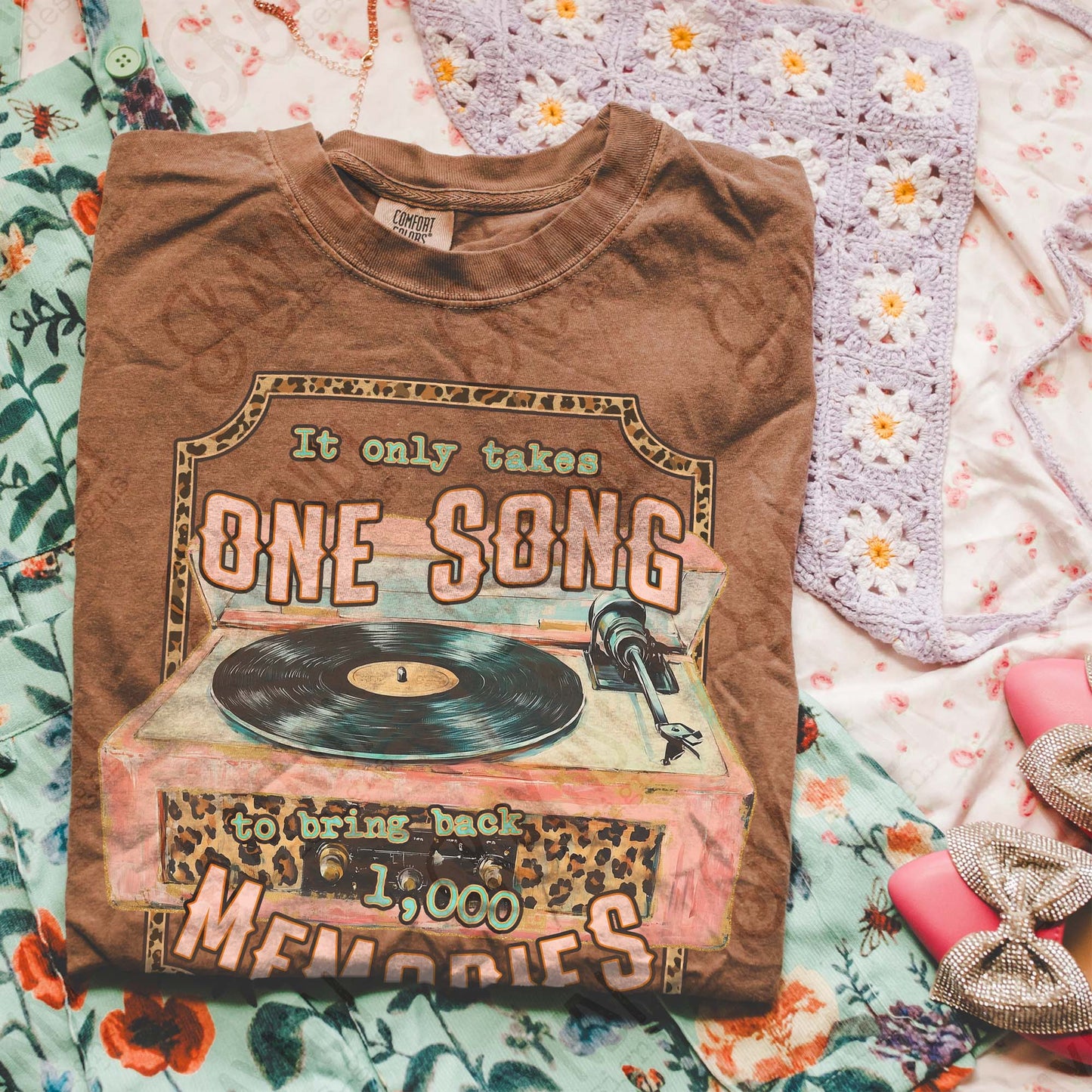 One Song Sublimation Design PNG Digital Download Printable Cheetah Record Player
